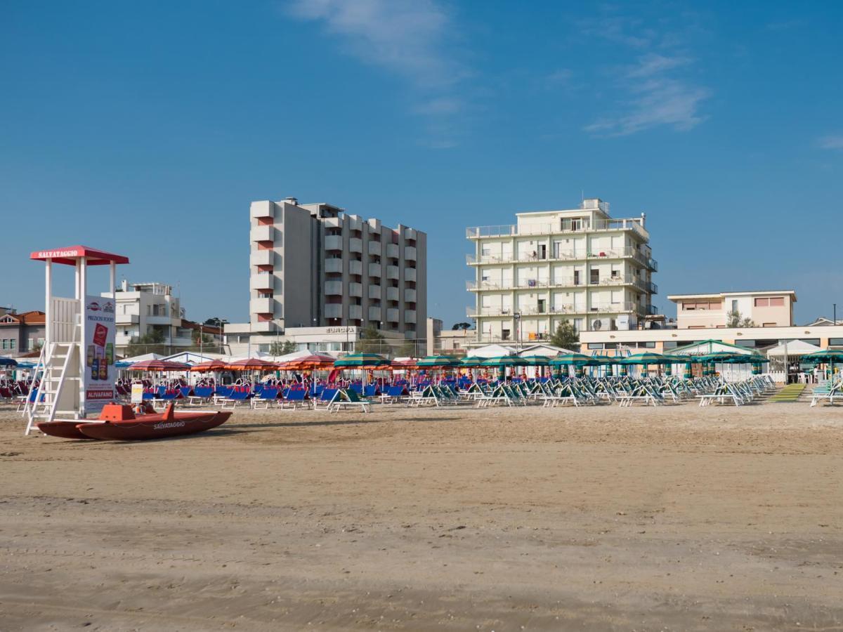 Hotel Europa Сенигаллия Экстерьер фото